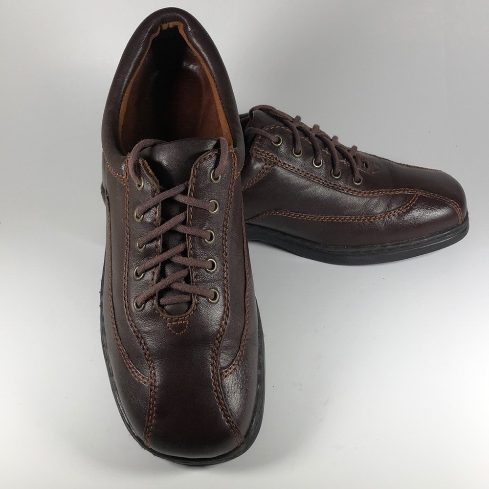 Naturalized Women’s Oxford Brown Leather 7.5